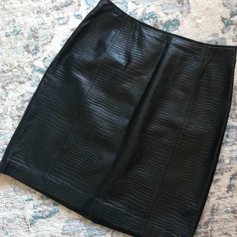 Ralph Lauren 100% leather pencil skirt size 10